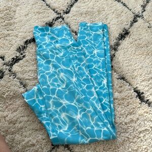 BuffBunny watercolor leggings